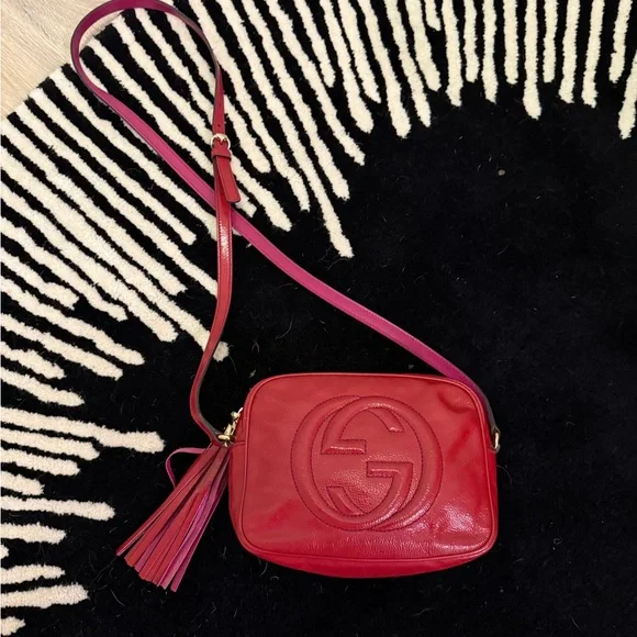 Gucci Soho Disco Crossbody - Picture 3 of 10